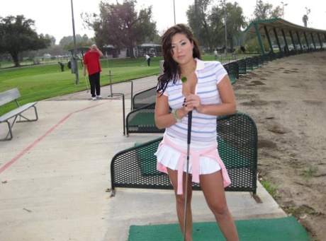 Asian teen London Keyes gets banged after being seduced by golf instructor
