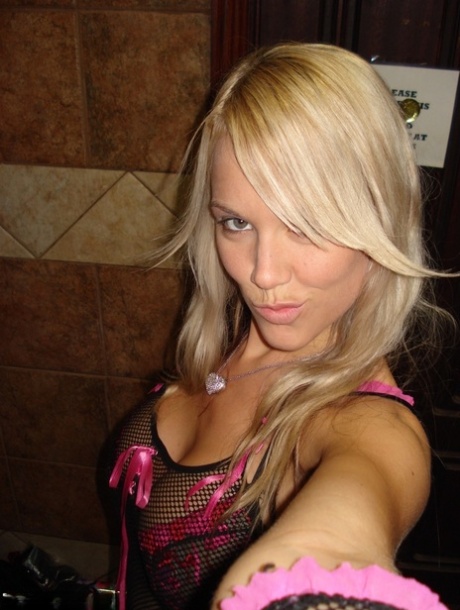 Sexy blonde teen Aussie Jewel sports nipple pasties during self shot action