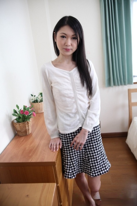 JAV888具有瞳Aida裸体图像