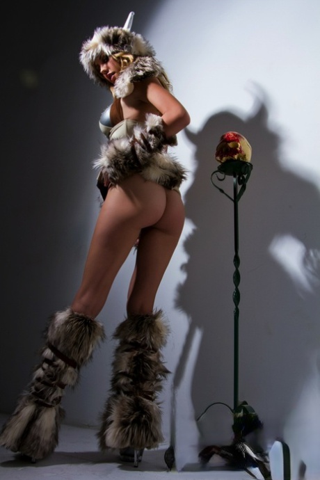 Solo model Brett Rossi shows off her girl parts attired in a viking outfit - pornpics.de