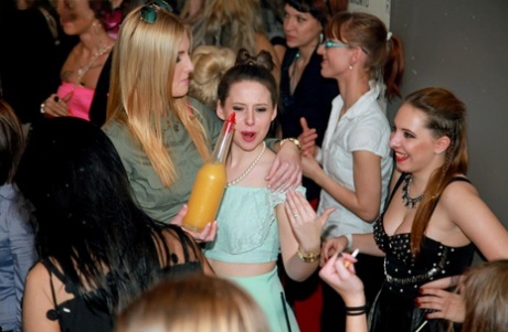 Slutty friends get drunk at the club and suck cock in hot CFNM party action - pornpics.de