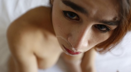 Hello Ladyboy 特写 Four Sex Gallery
