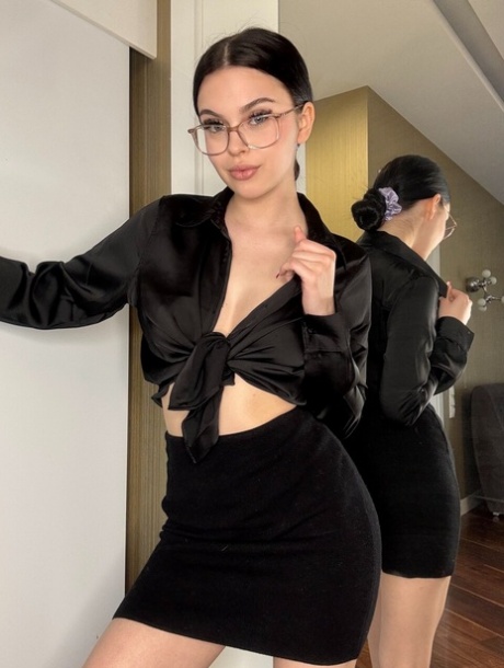 OnlyFans Emma Kitten 特写 Emma Kitten 热门图片