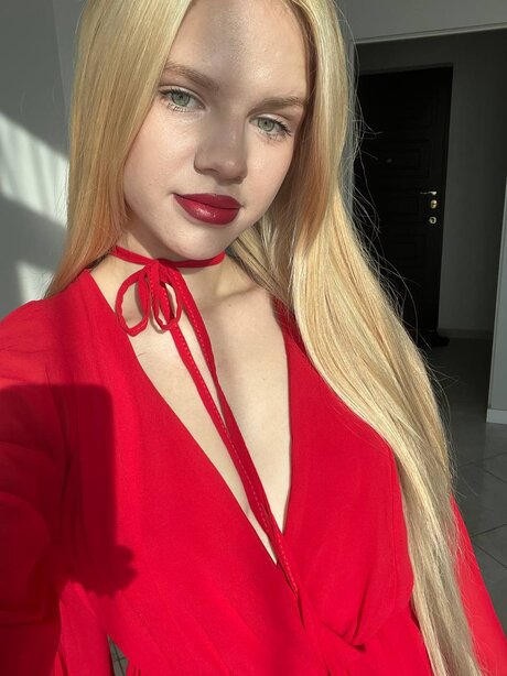 OnlyFans Alice Sparkle Alice Sparkle
