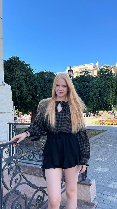OnlyFans Alice Sparkle Alice Sparkle