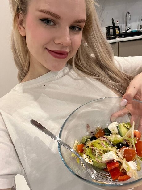 OnlyFans Alice Sparkle Alice Sparkle