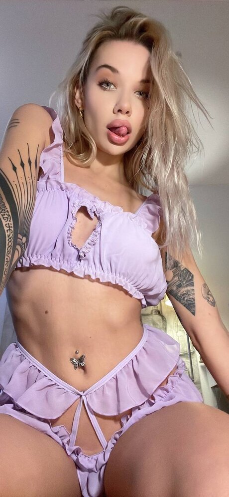 OnlyFans Alt Barb1e Alt Barb1e