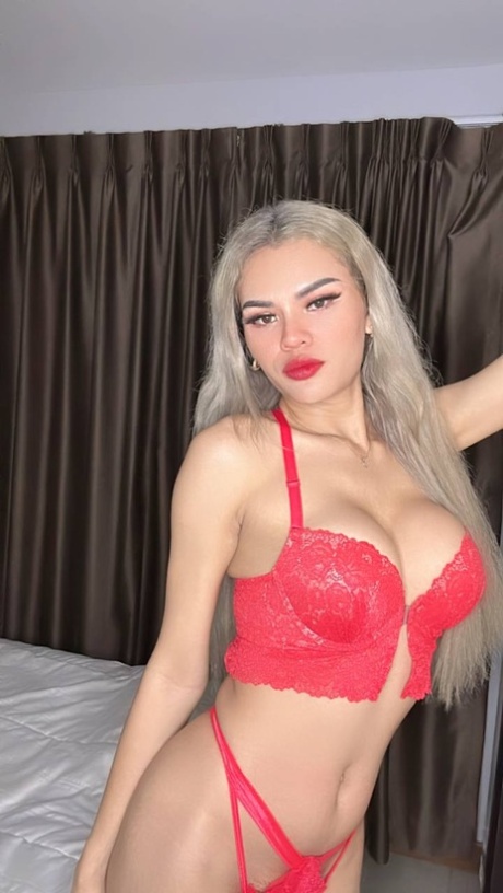 Pretty shemale Petite Trans Beauty flaunts her big tits in a sexy compilation