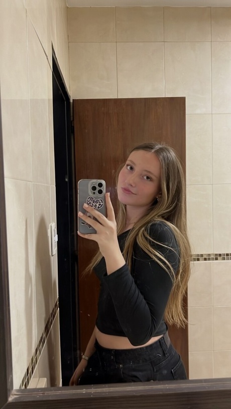 OnlyFans Estell Aily