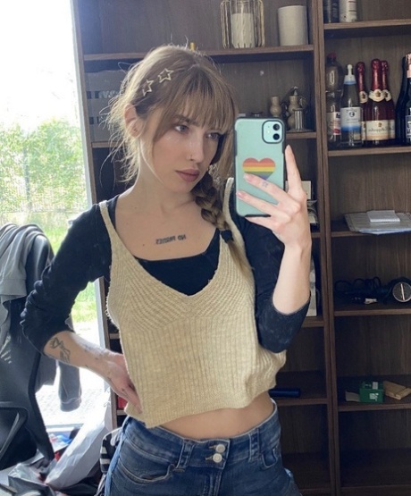 OnlyFans Sonia Maniu