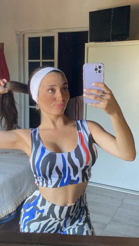 OnlyFans Maria Luna 18 由 Maria Luna 18 XXX Pics 表演