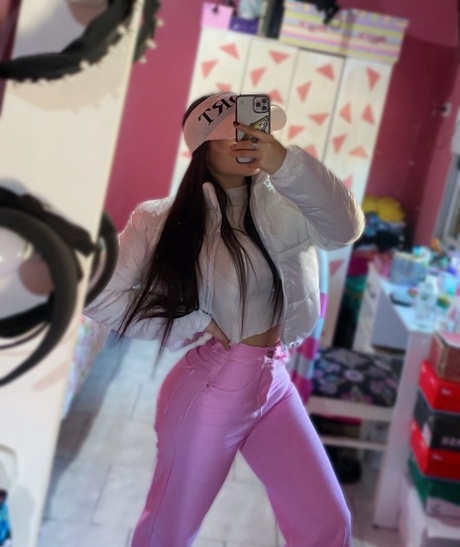 OnlyFans Maria Luna 18 由 Maria Luna 18 XXX Pics 表演