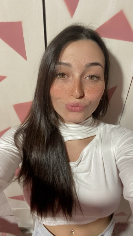 OnlyFans Maria Luna 18 由 Maria Luna 18 XXX Pics 表演