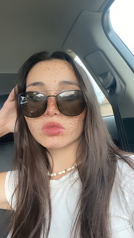 OnlyFans Maria Luna 18 performed by Maria Luna 18 XXX Pics