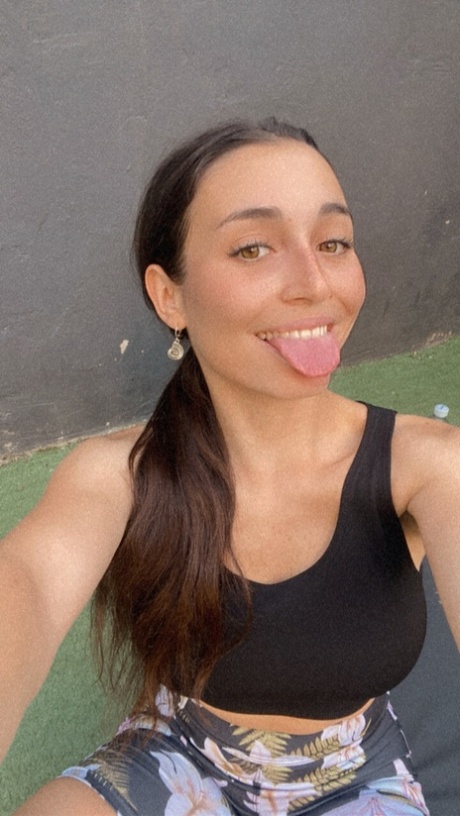 OnlyFans Maria Luna 18 由 Maria Luna 18 XXX Pics 表演