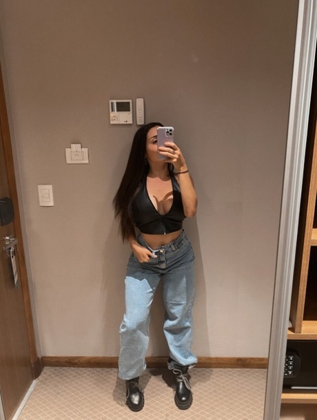 OnlyFans Maria Luna 18 由 Maria Luna 18 XXX Pics 表演