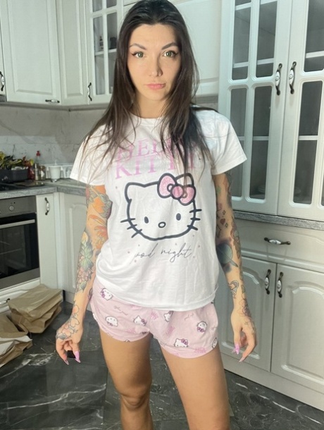 OnlyFans Alice Konigen performed by Alice Konigen Hot Photos