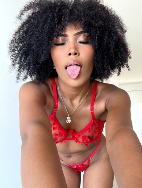 OnlyFans Emanuela Ebony performed by Emanuela Ebony Nude Porn Pics