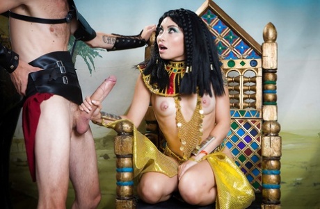 Asian brunette Rina Ellis fucking big dick in Cleopatra outfit - pornpics.de