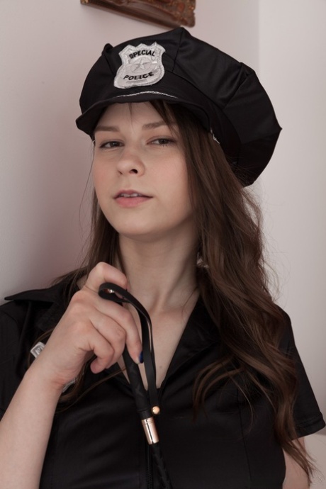 Sexy cop Beata strips her uniform, reveals her big tits & shows her hairy cunt - pornpics.de