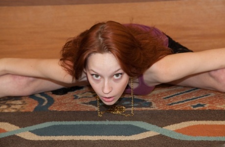 Shy teen Kimmy Diedrick flashes her purple panties in the hotel lobby - pornpics.de