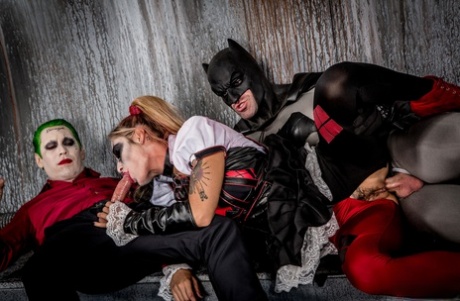 Sleazy MILF Kleio Valentien enjoys a wild FMM 3some in a Suicide Squad parody