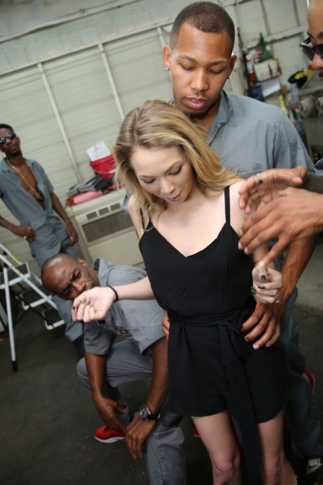 Petite blonde Angel Smalls takes on garage full of BBB in intense gangbang - pornpics.de