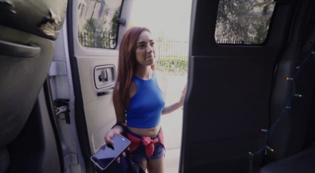 Filthy teen Kiley Jay gets picked up on the street and fucked in a van - pornpics.de