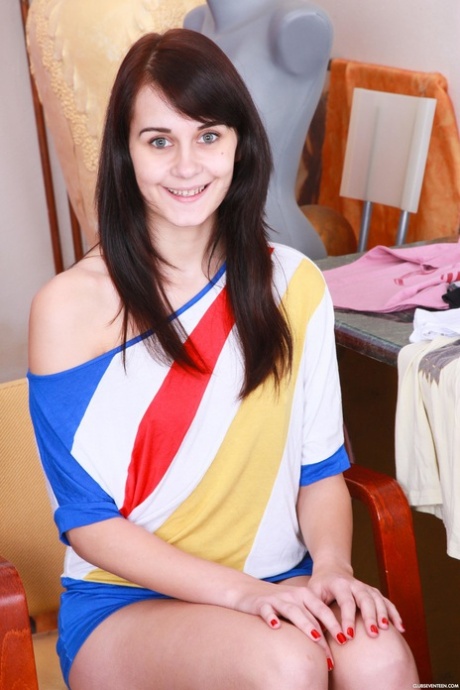 Club Seventeen Leda