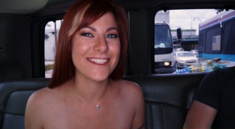 Amateur babe Alessa Snow	gets ass fucked in the van by a black stranger - pornpics.de