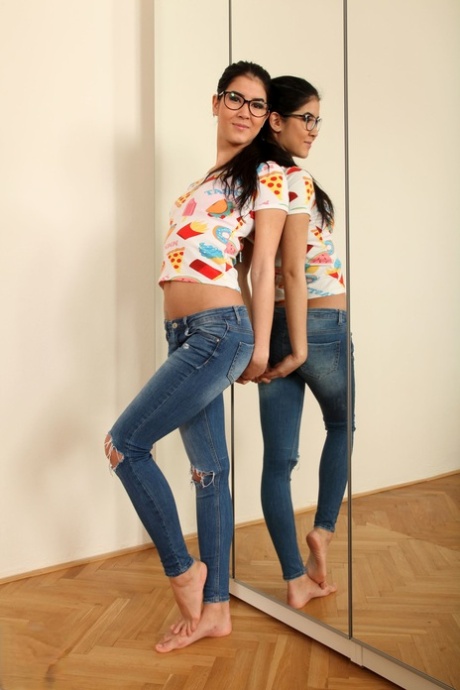 Beautiful Czech teen Lady Dee strips at the casting and touches herself
