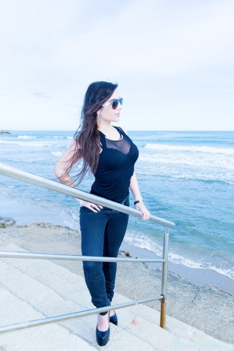 Clara Sweet TV