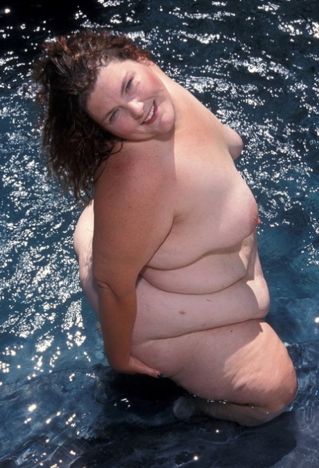 Fat and Flabby Aurora Spivey - pornpics.de