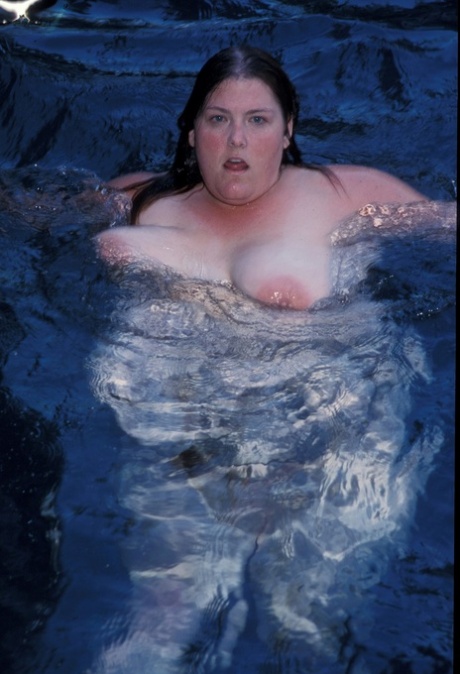 Fat and Flabby Aurora Spivey - pornpics.de