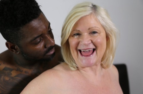 Big-breasted granny Lacey Starr ends wild interracial action with a facial - pornpics.de