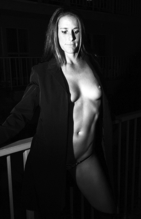 Hot MILF Sofie Marie teasing with her natural tits in a black & white scene - pornpics.de