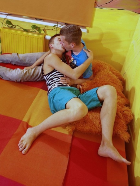 Toe Sucking Guys