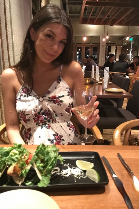 ATK 女朋友 Olivia Lua