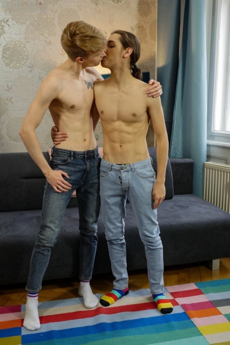 杰克-奥尔森裸体 XXX 表演的 Boy Fun