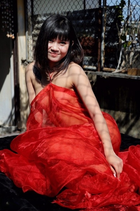 性感亚洲模特合辑中的漂亮宝贝闪耀美乳
