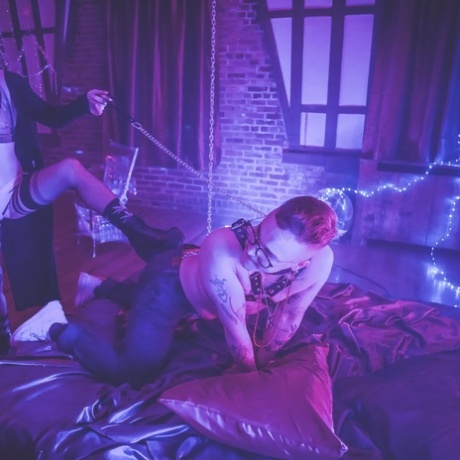 Chubby trans babe Gracie Jane eats a trans boy