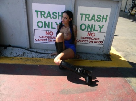 Latina slut Angelina Valentine flashes her fake tits and panties in public - pornpics.de