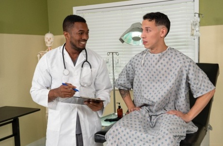 Twink Des Irez & his black doctor Sean Xavier have anal sex with each other