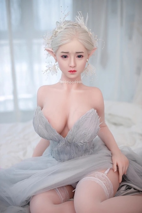 Mai Love Doll Naked Images