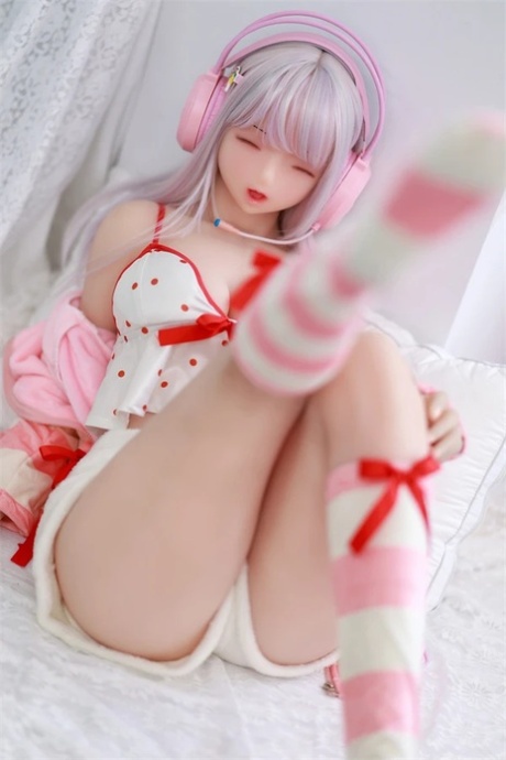 Mai Love Doll Nude XXX