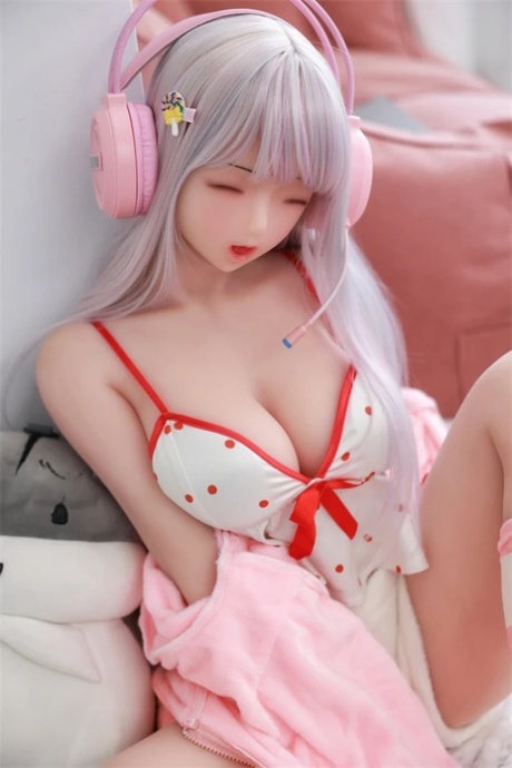 Mai Love Doll Nude XXX