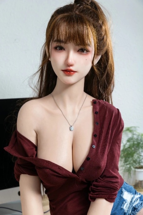 Mai Love Doll Porn Pictures