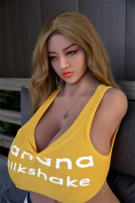 Mai Love Doll Nude Pics