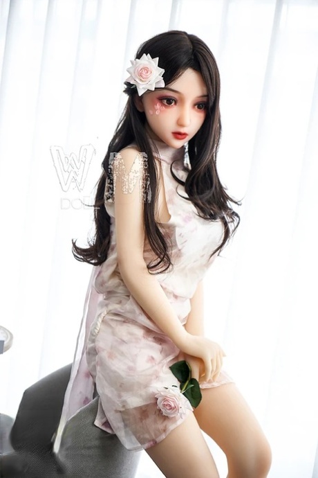 Mai Love Doll 色情画廊