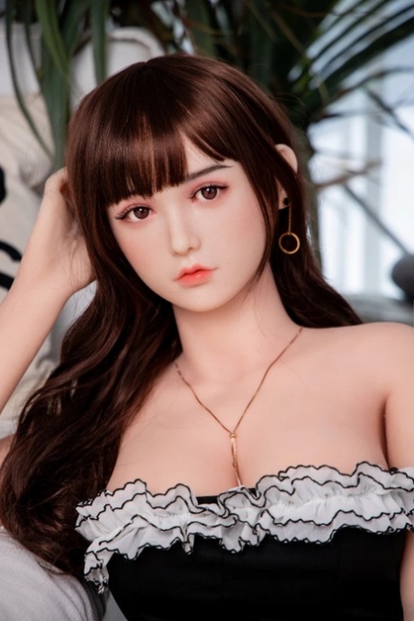 Mai Love Doll Nude Gallery